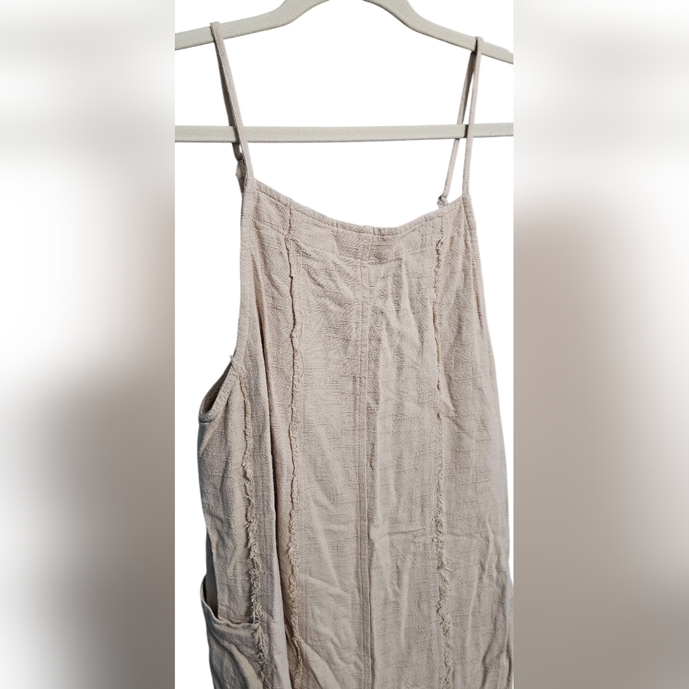 Doe & Rae Linen Romper - Picture 3 of 9